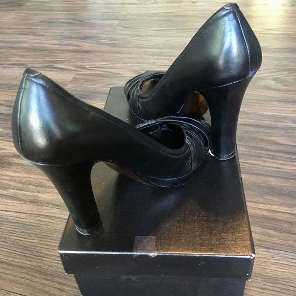 Cole Haan Tonya Pump - Picture 4 of 6